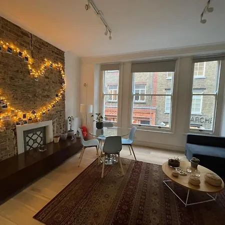 The Flat With The Heart Apartment London Exterior photo