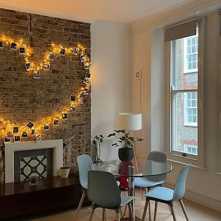 The Flat With The Heart Apartment London Exterior photo